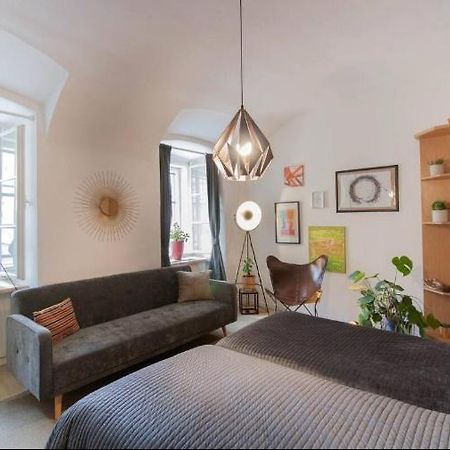 Suesses Apartment Naehe Volkstheater เวียนนา ภายนอก รูปภาพ