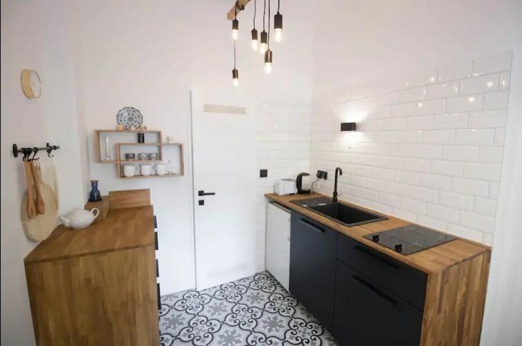 Suesses Apartment Naehe Volkstheater เวียนนา ภายนอก รูปภาพ