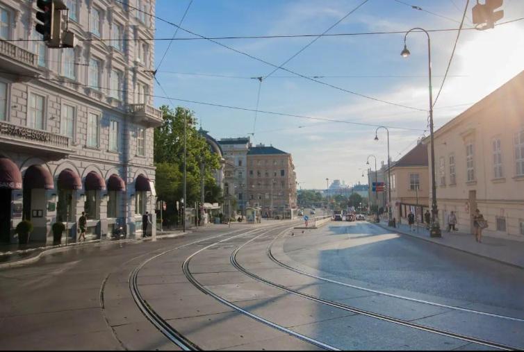 Suesses Apartment Naehe Volkstheater เวียนนา ภายนอก รูปภาพ